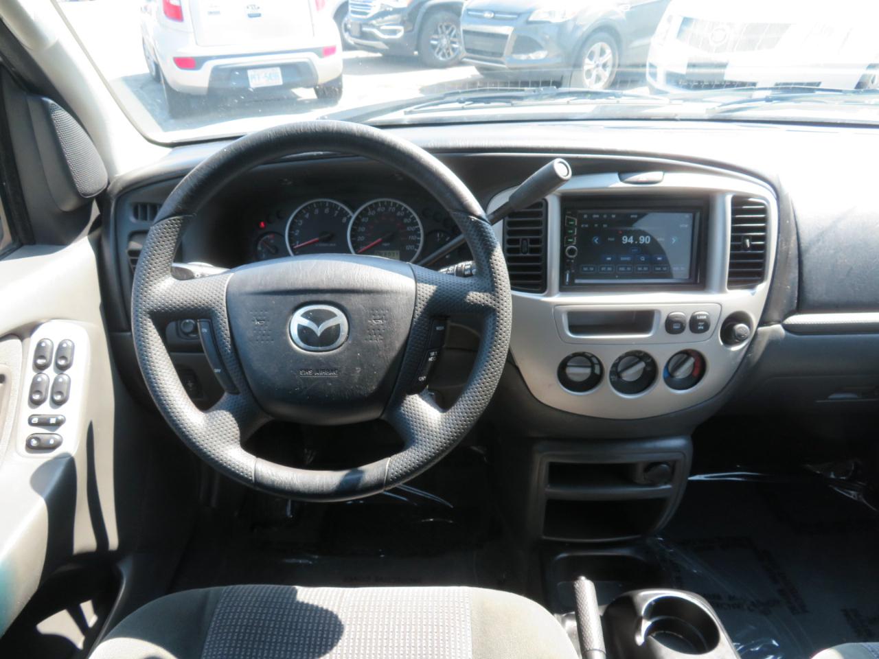 Mazda Tribute LX 4WD 2003