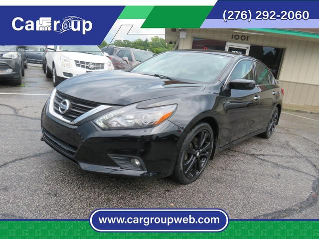 Black 2017 Nissan Altima Sedan Front-Wheel Drive Automatic