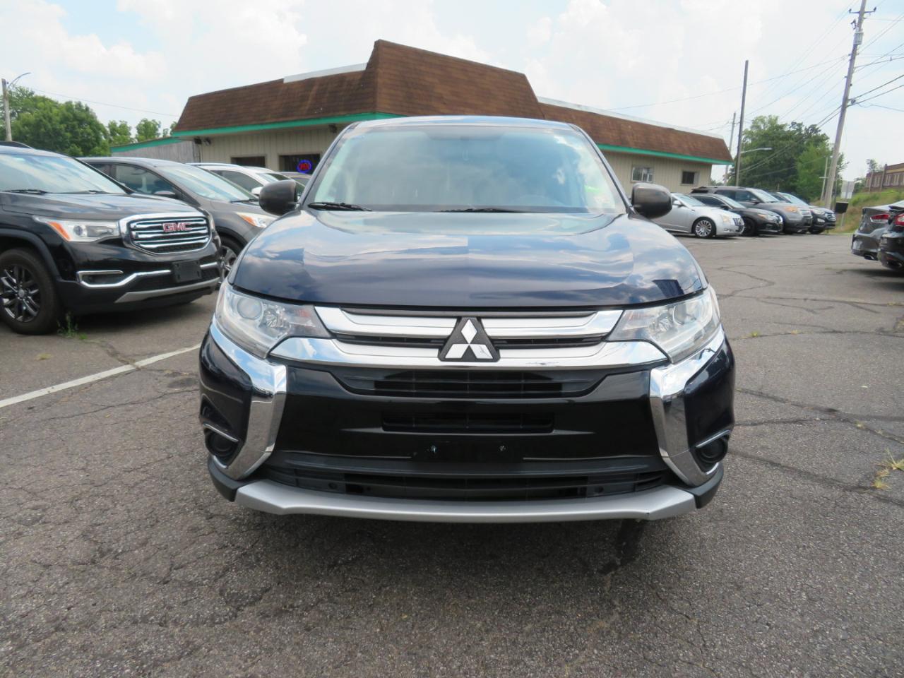 Mitsubishi Outlander SE AWD 2016