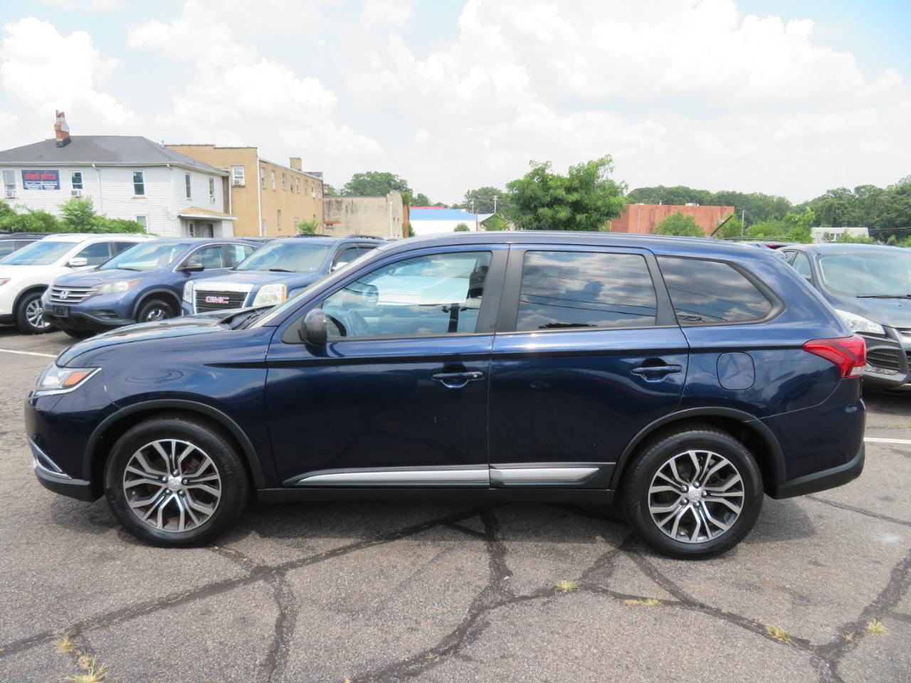 Mitsubishi Outlander SE AWD 2016