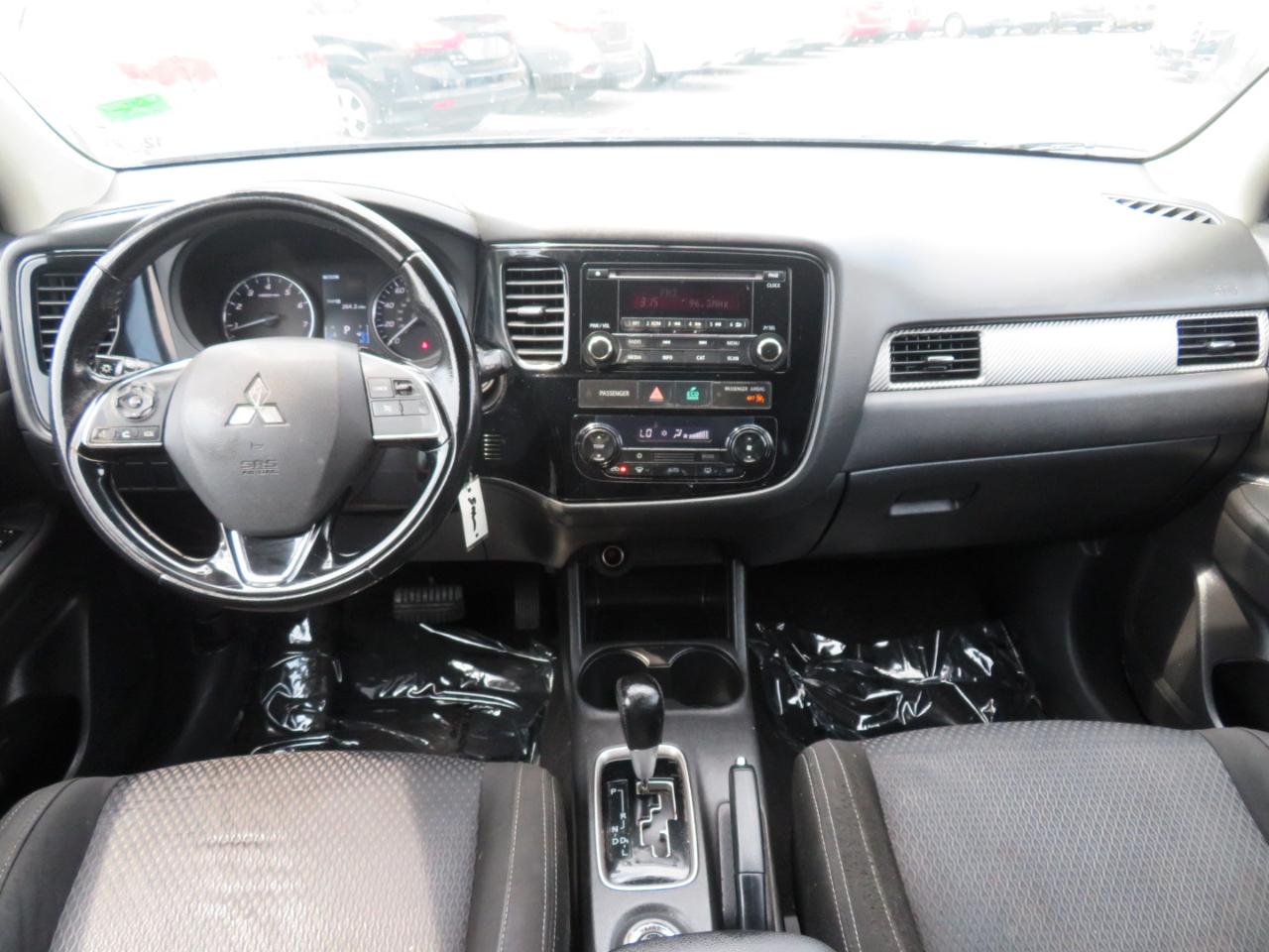 Mitsubishi Outlander SE AWD 2016