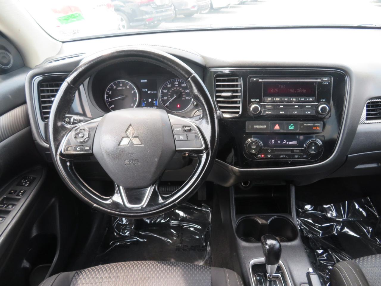 Mitsubishi Outlander SE AWD 2016