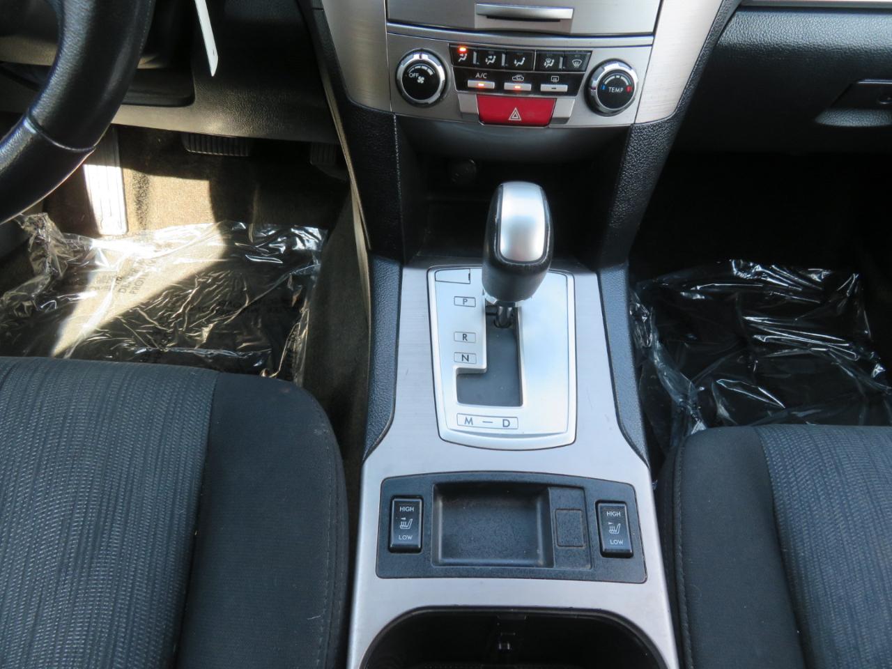 Subaru Outback 2.5i Premium 2014