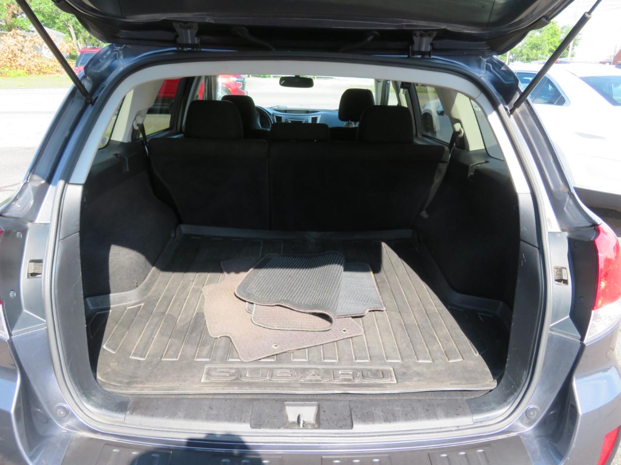 Subaru Outback 2.5i Premium 2014