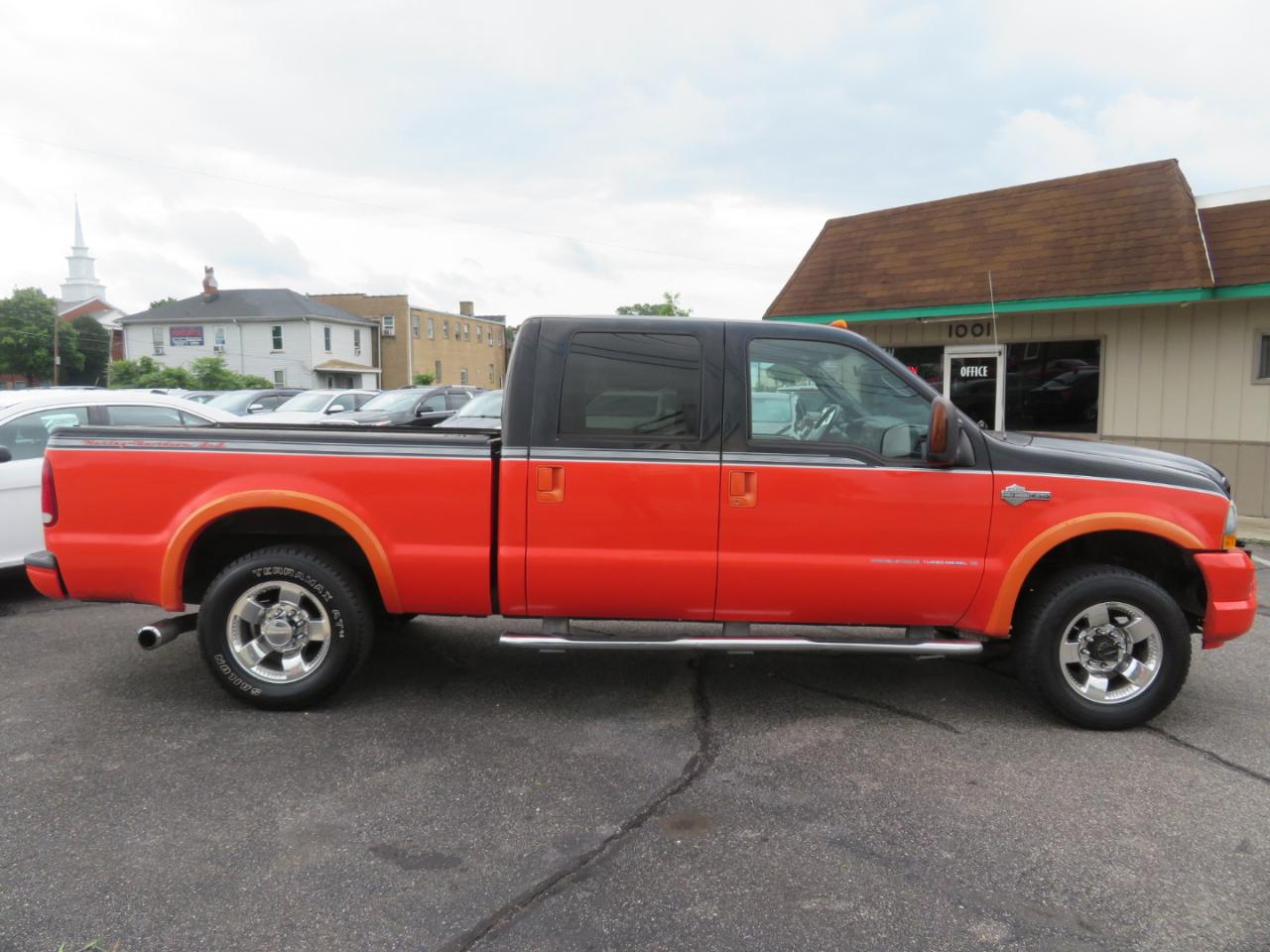 Ford F-250 SD Crew Cab Short Bed Harley Davidson 2004