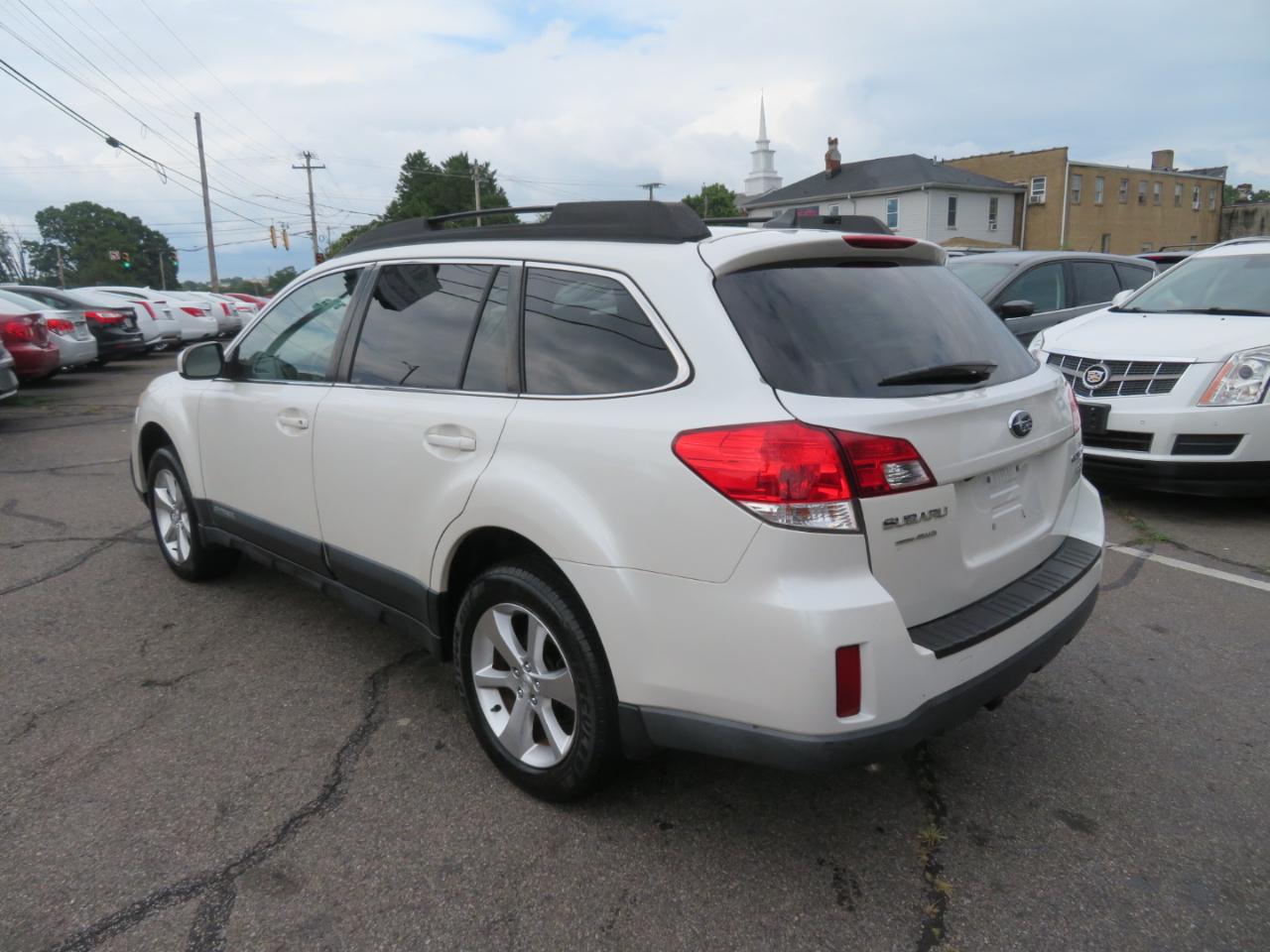 Subaru Outback 2.5i Limited 2014