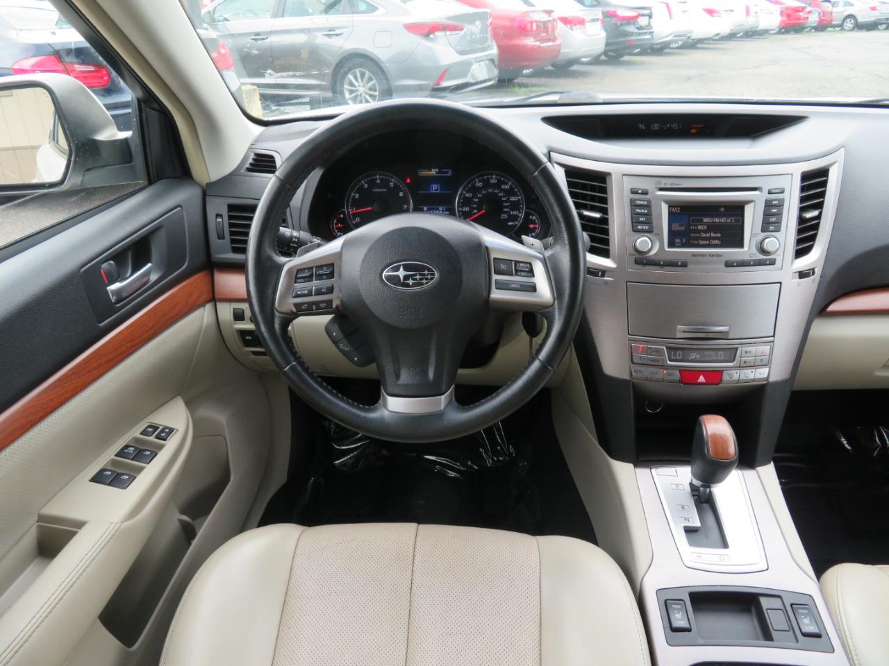 Subaru Outback 2.5i Limited 2014