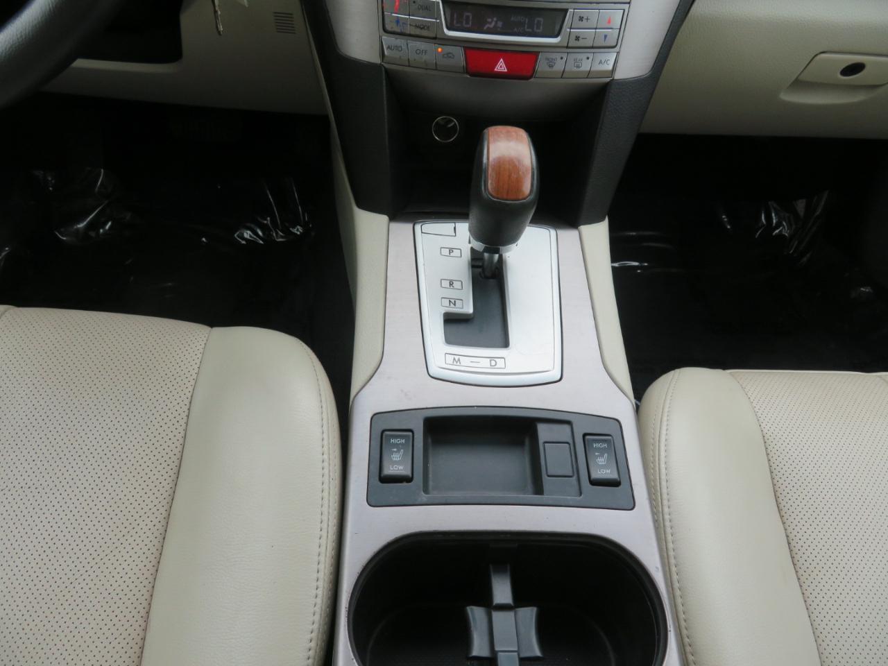 Subaru Outback 2.5i Limited 2014