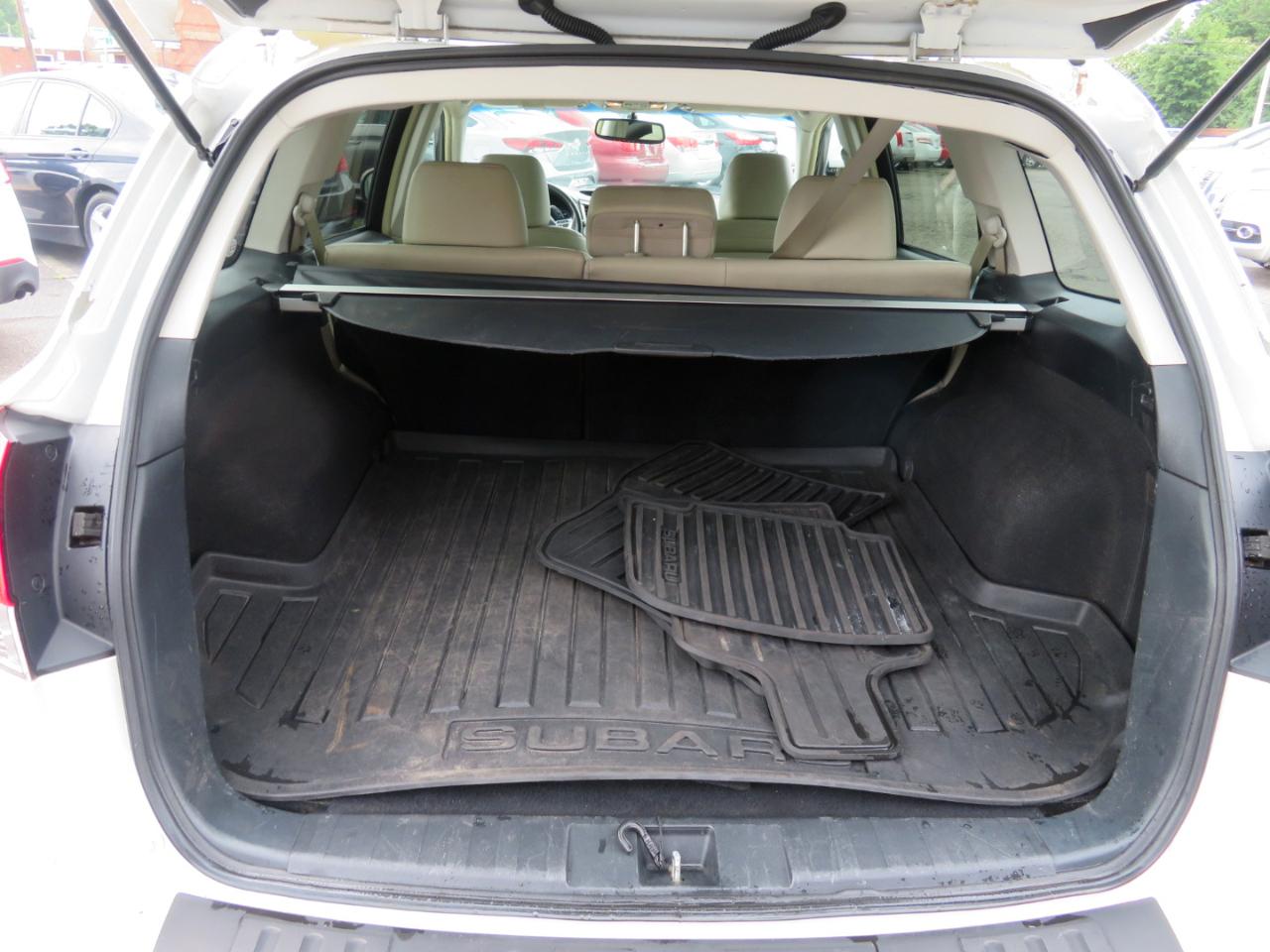 Subaru Outback 2.5i Limited 2014