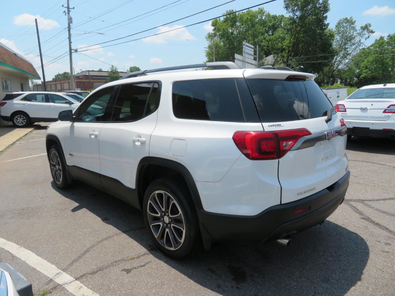 GMC Acadia AWD 4dr SLT w/SLT-2 2018