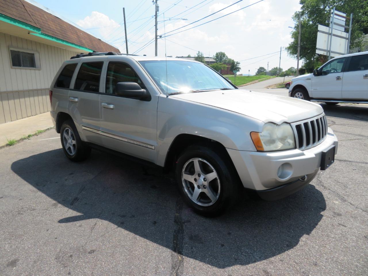 Jeep Grand Cherokee Laredo 2WD 2006