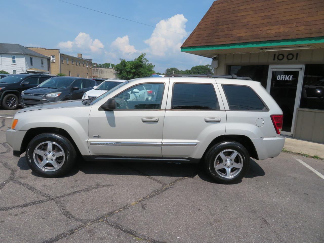 Jeep Grand Cherokee Laredo 2WD 2006