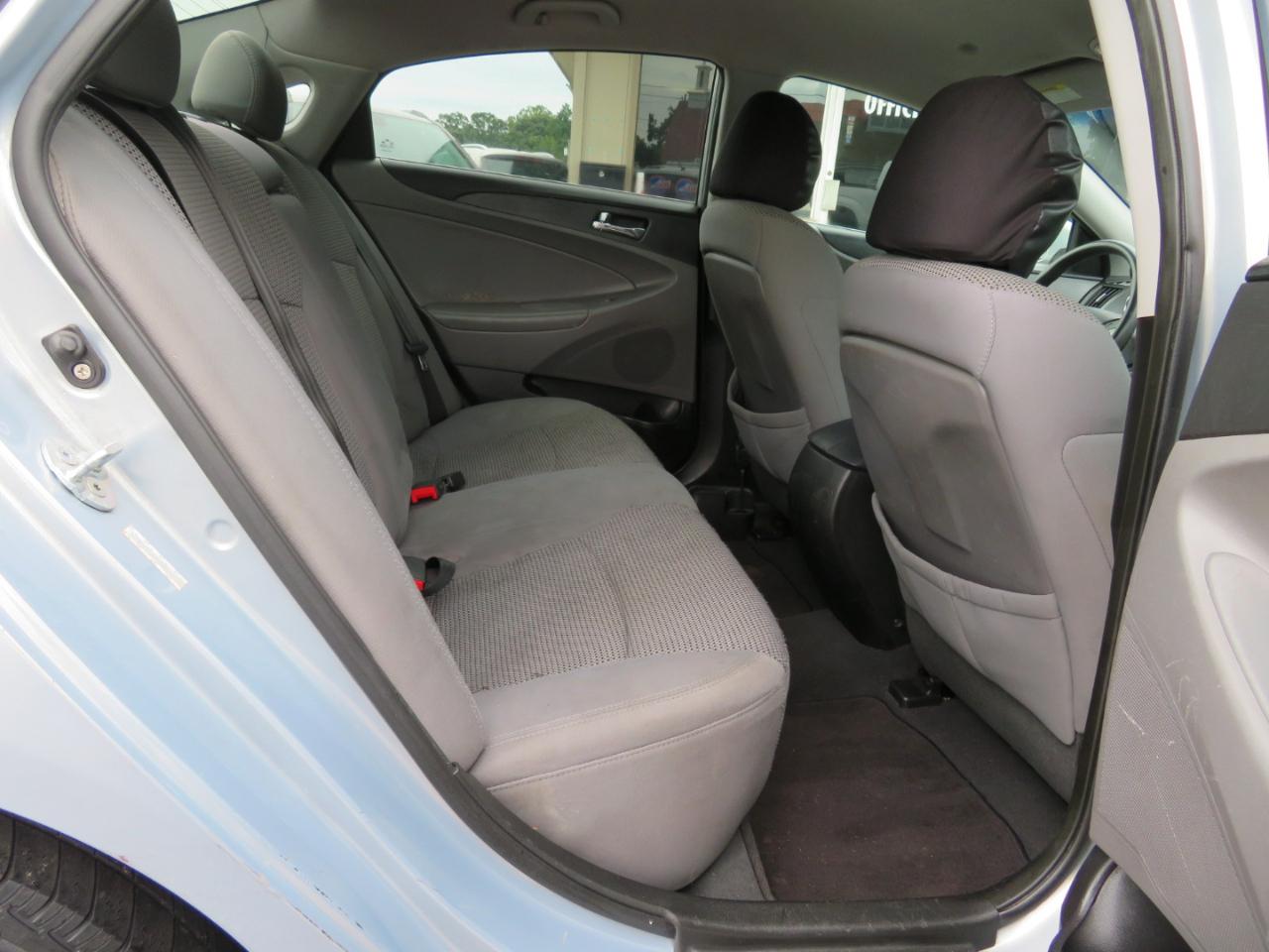 Hyundai Sonata GLS Auto 2011