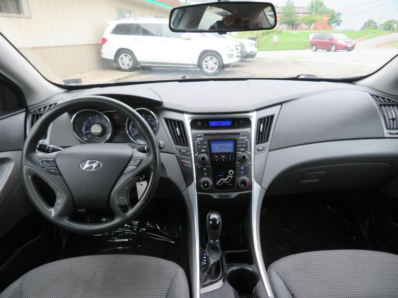 Hyundai Sonata GLS Auto 2011