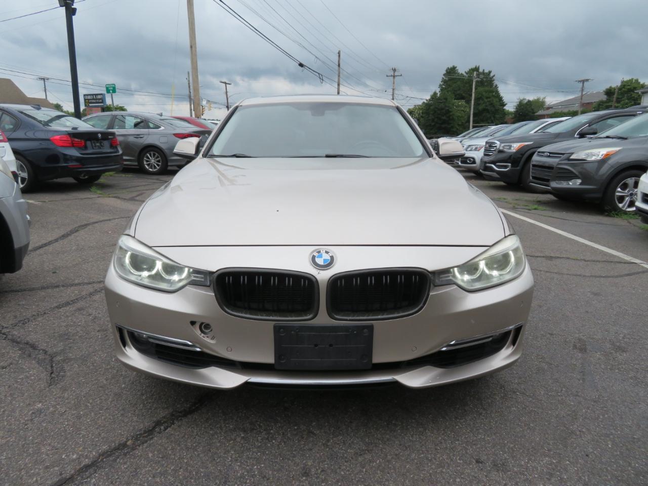 BMW 3-Series 335i Sedan 2013
