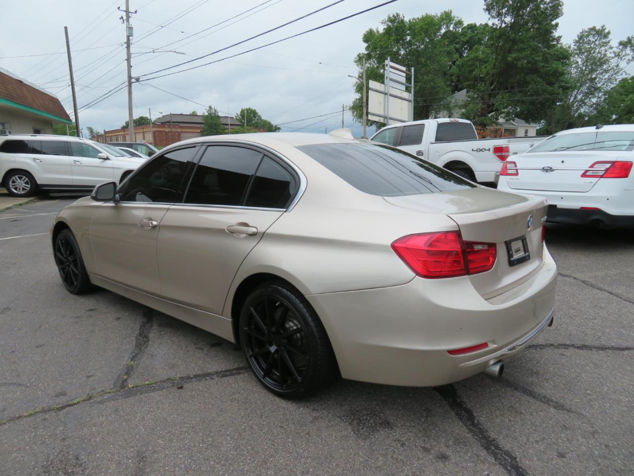 BMW 3-Series 335i Sedan 2013