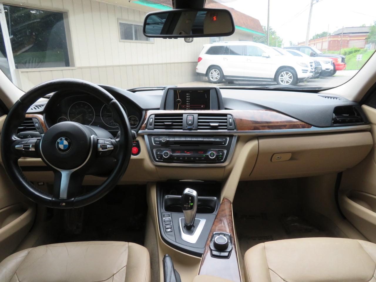 BMW 3-Series 335i Sedan 2013
