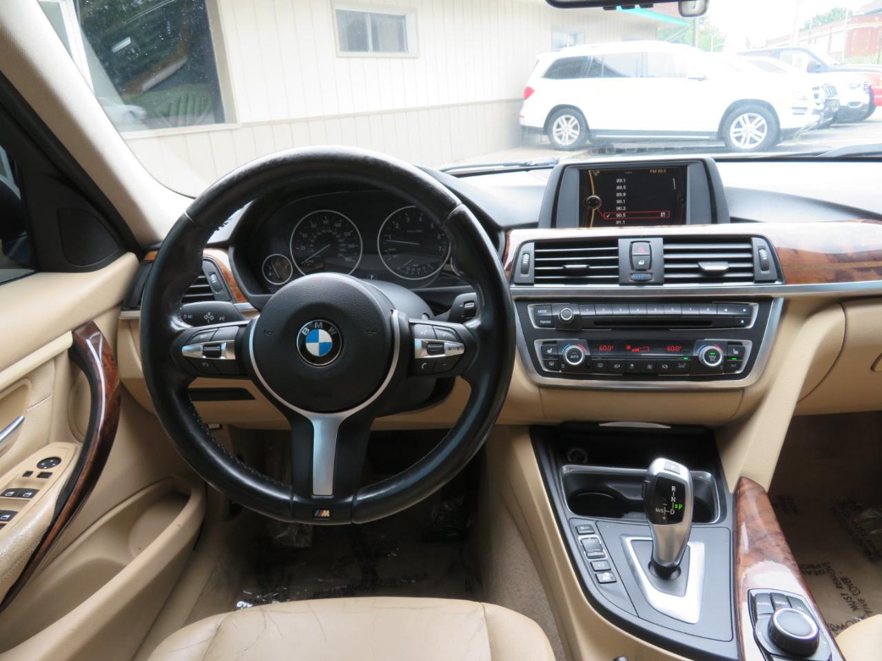 BMW 3-Series 335i Sedan 2013