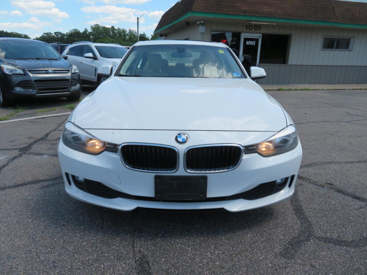 BMW 3-Series 320i xDrive 2014
