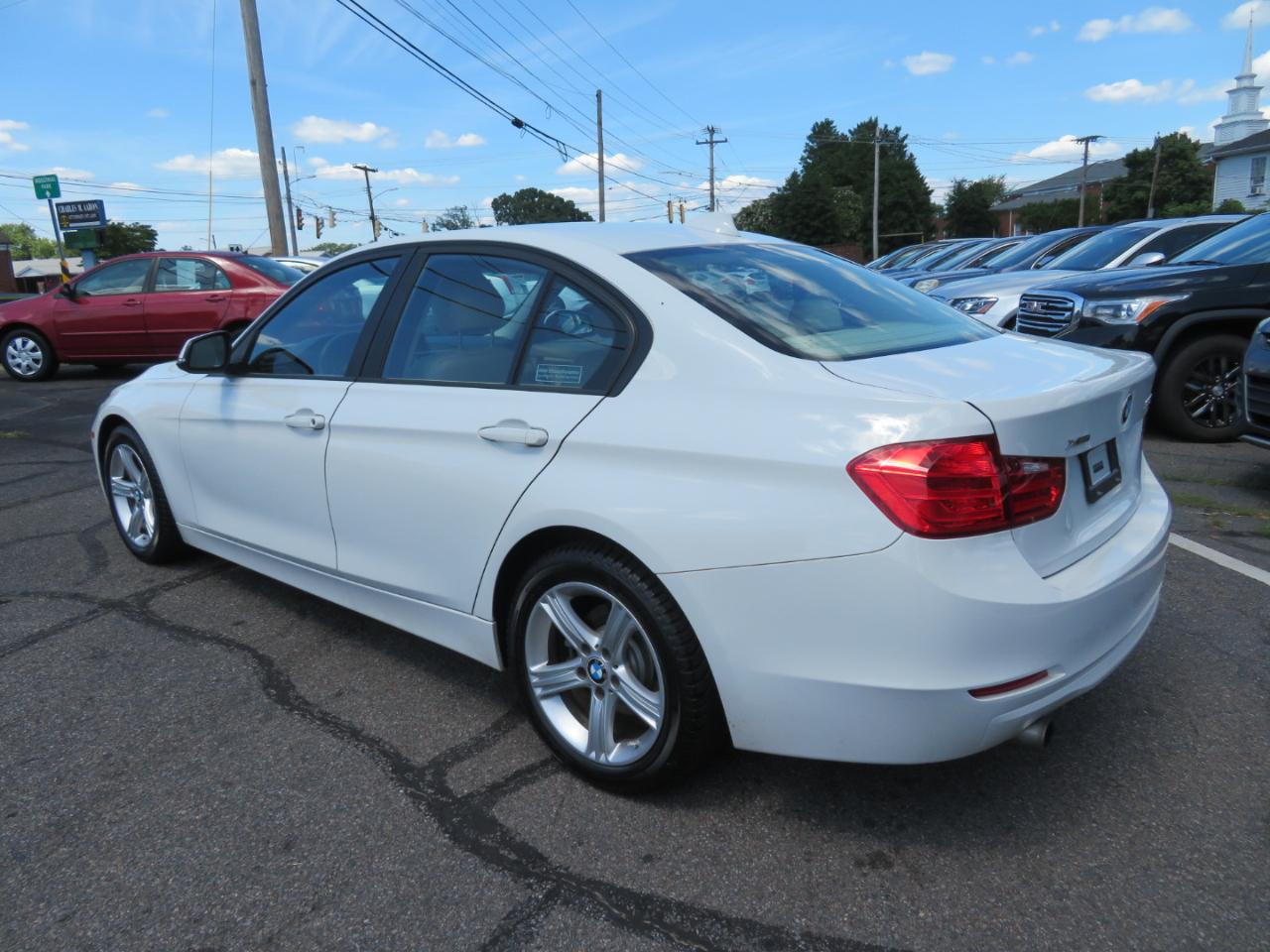 BMW 3-Series 320i xDrive 2014