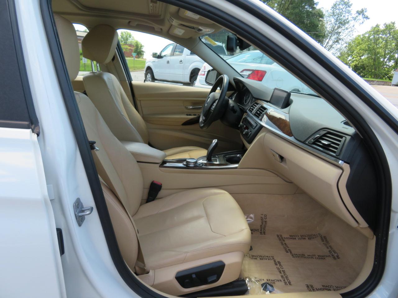 BMW 3-Series 320i xDrive 2014