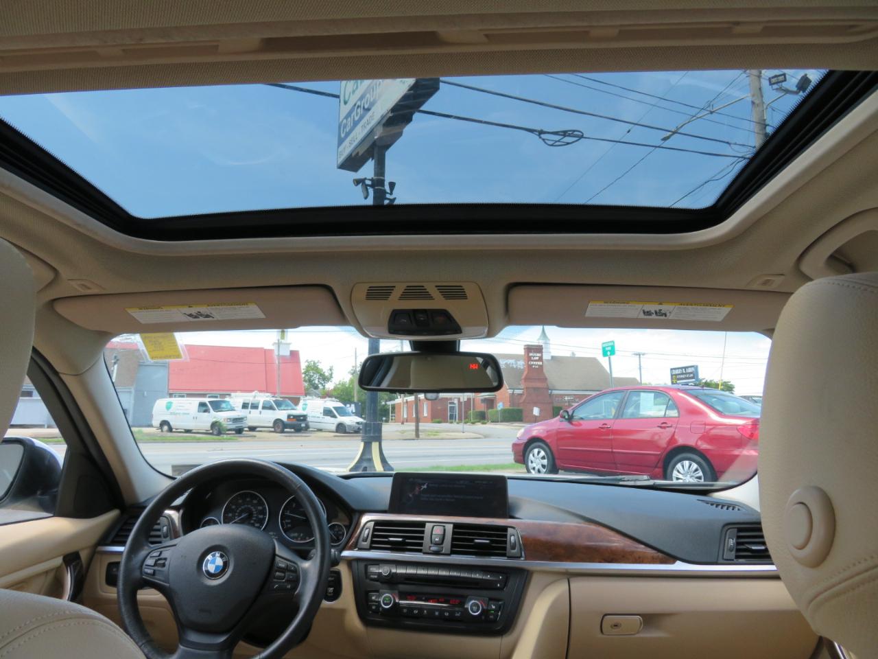 BMW 3-Series 320i xDrive 2014
