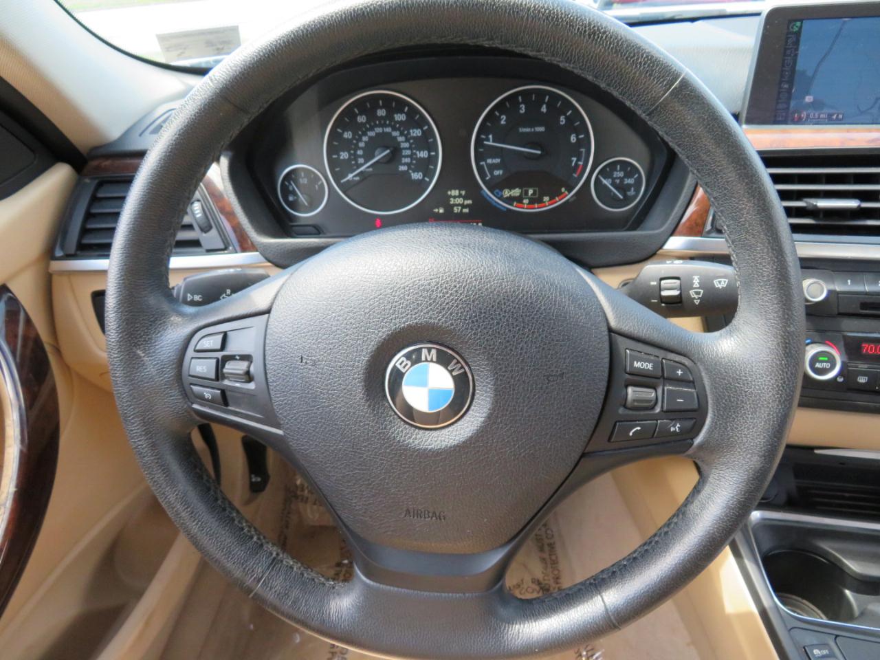 BMW 3-Series 320i xDrive 2014
