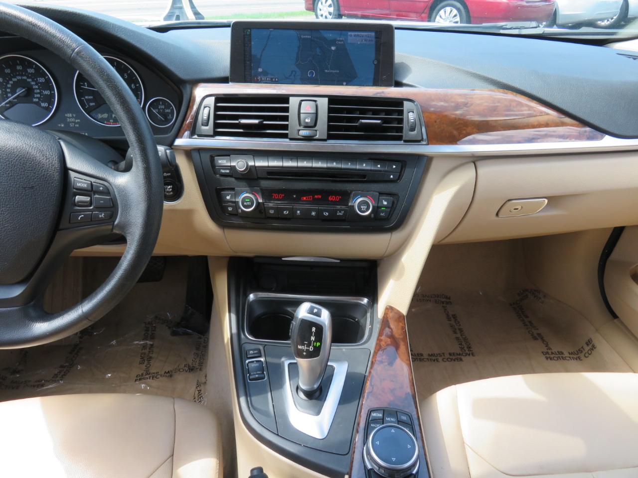 BMW 3-Series 320i xDrive 2014