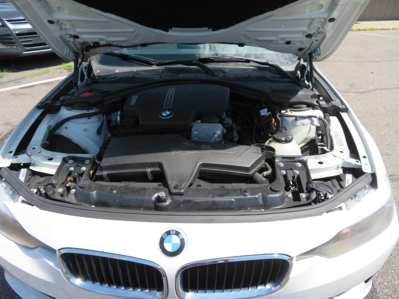 BMW 3-Series 320i xDrive 2014