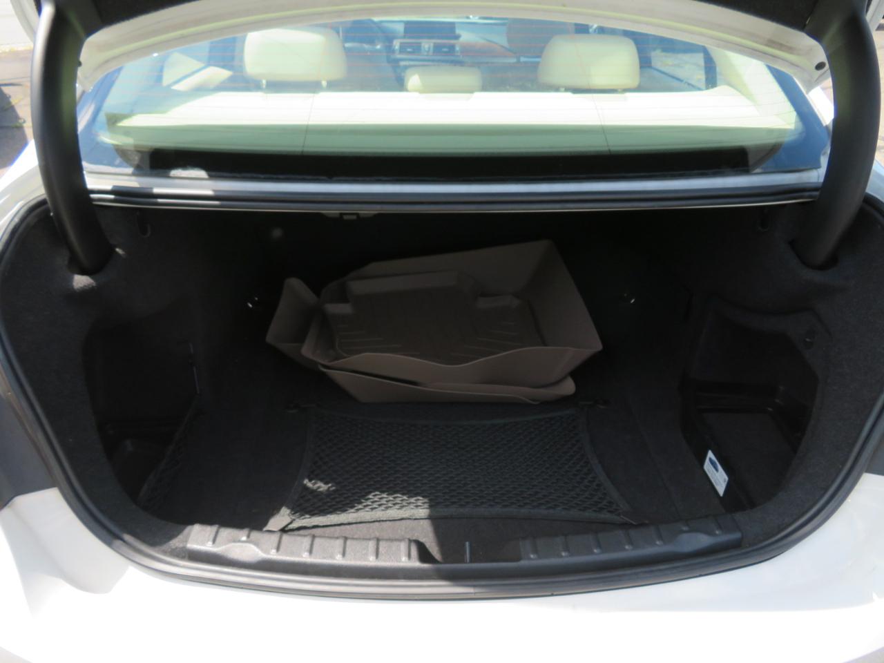 BMW 3-Series 320i xDrive 2014