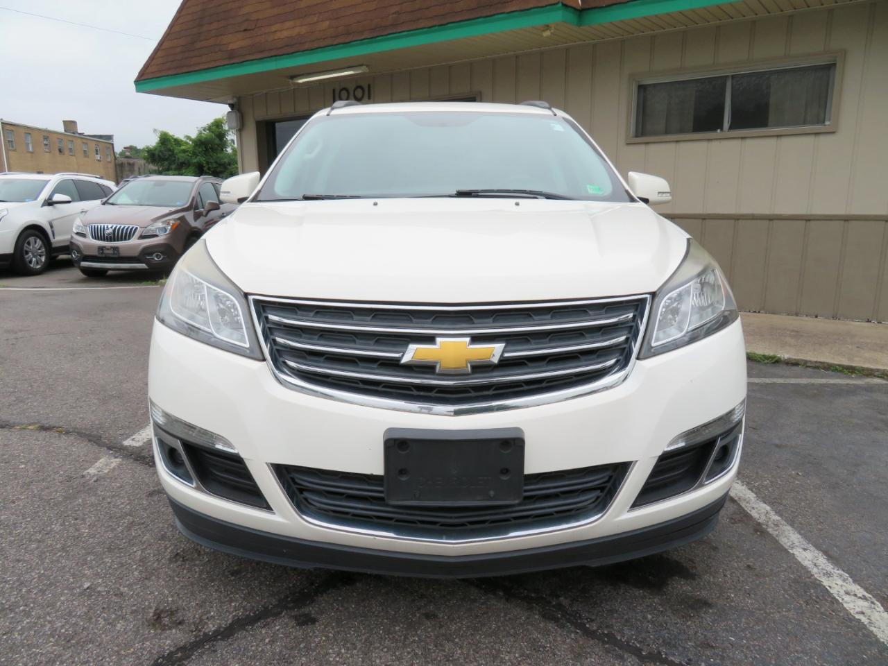 Chevrolet Traverse 1LT FWD 2013