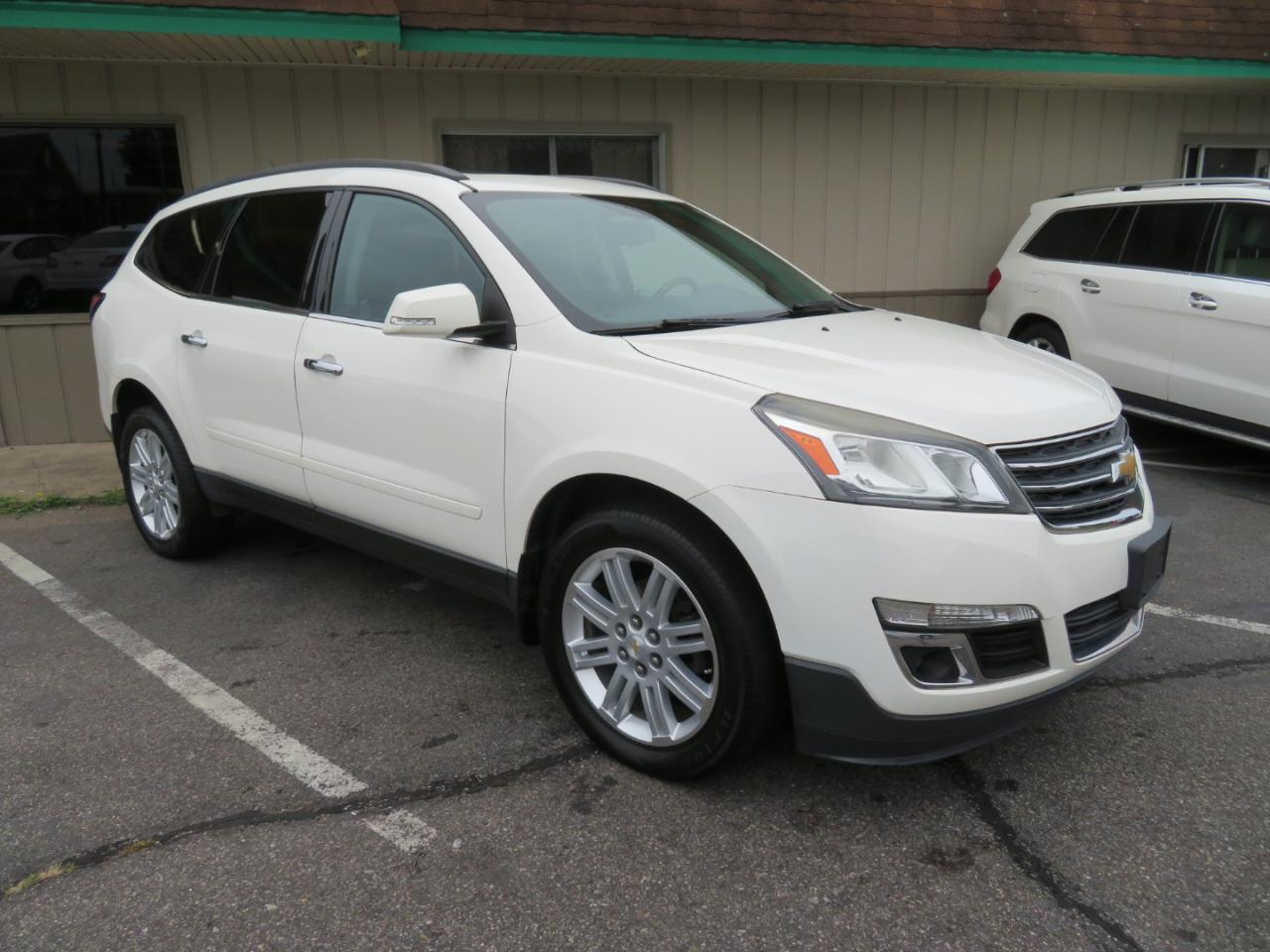 Chevrolet Traverse 1LT FWD 2013