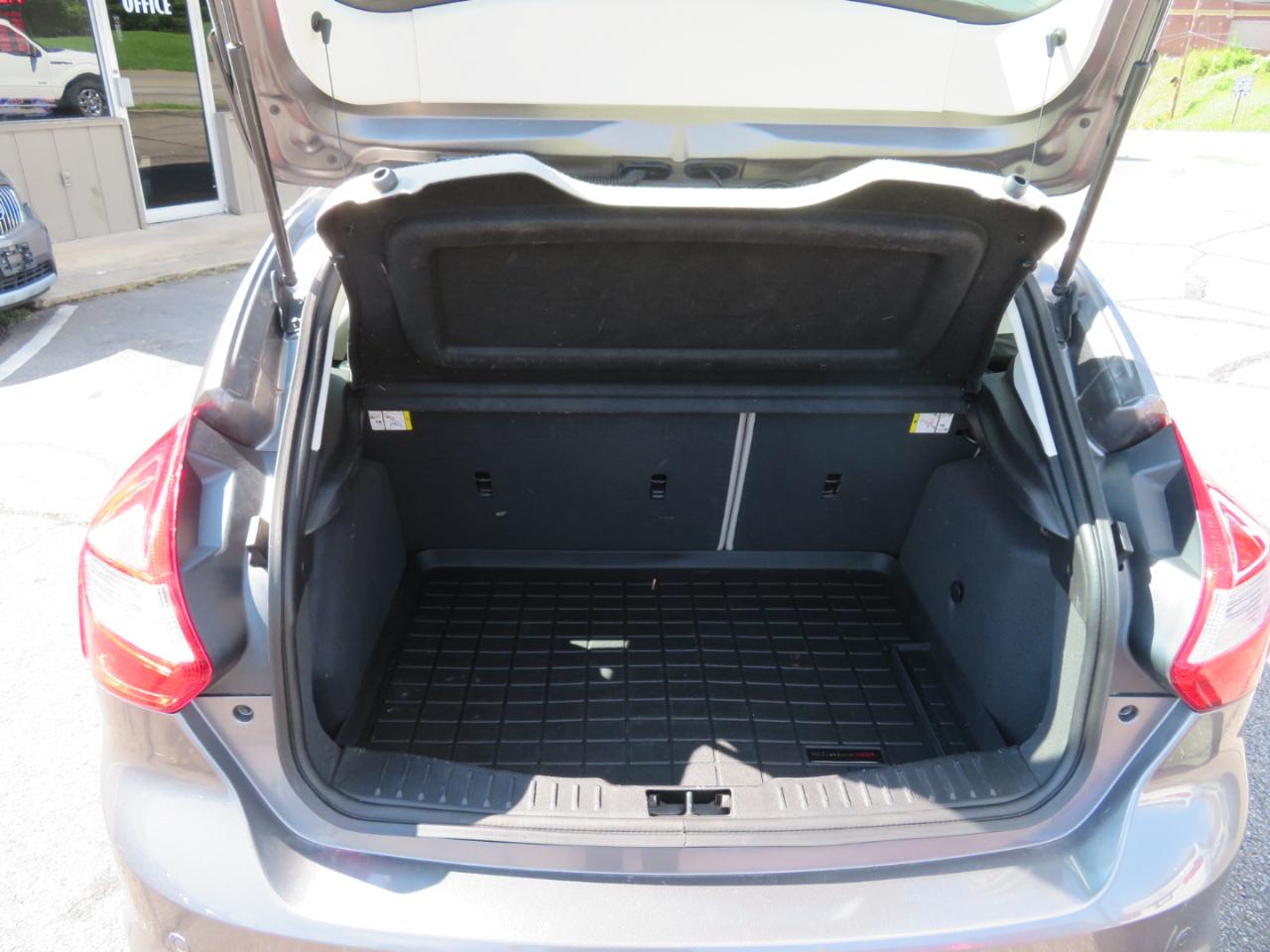 Ford Focus SE Hatch 2014