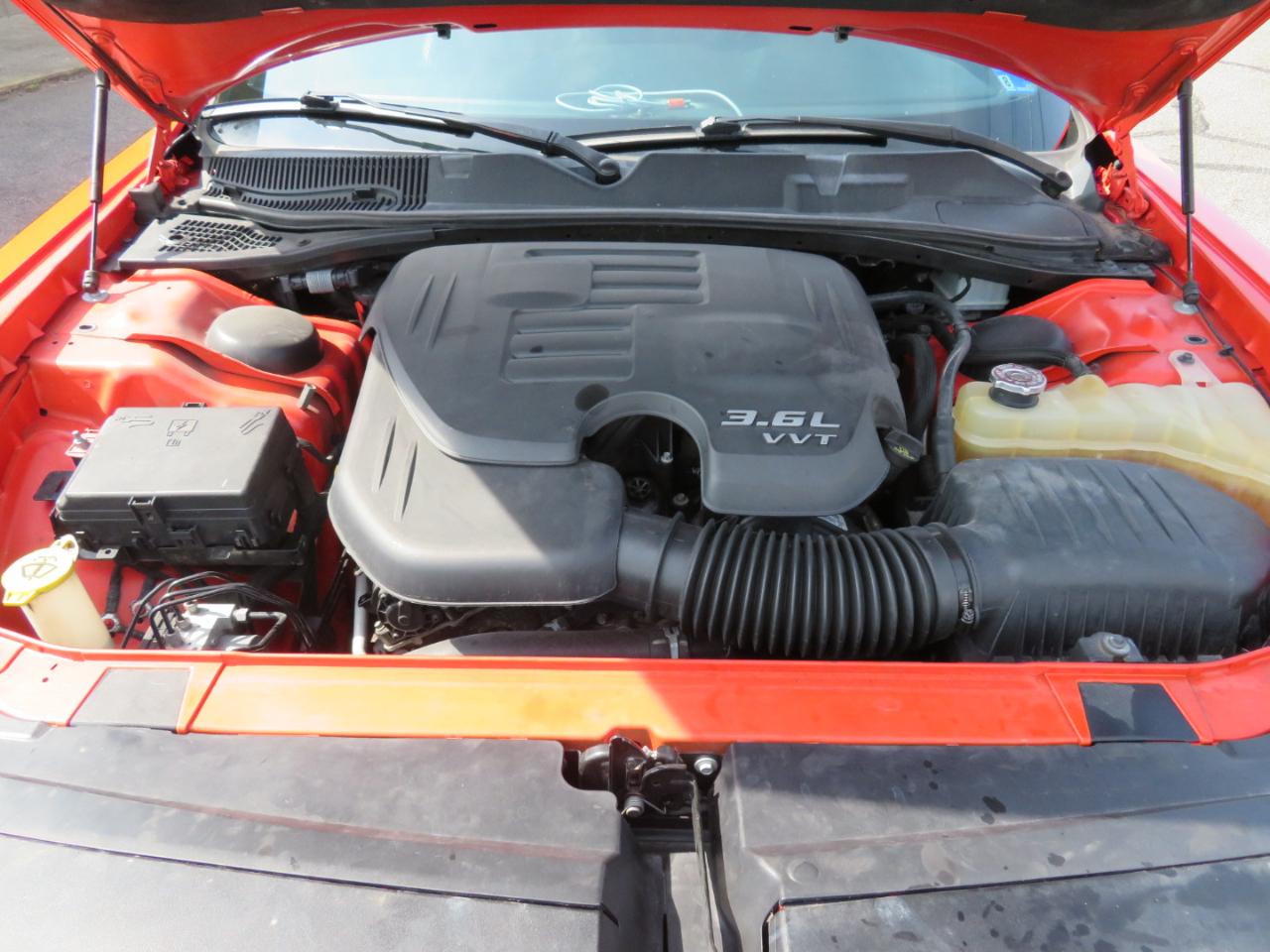 Dodge Challenger SXT Plus 2016