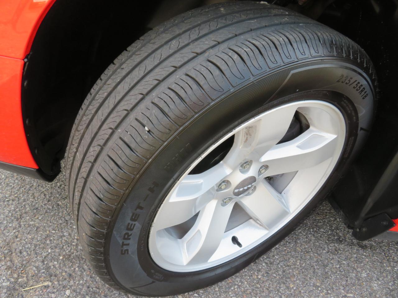 Dodge Challenger SXT Plus 2016