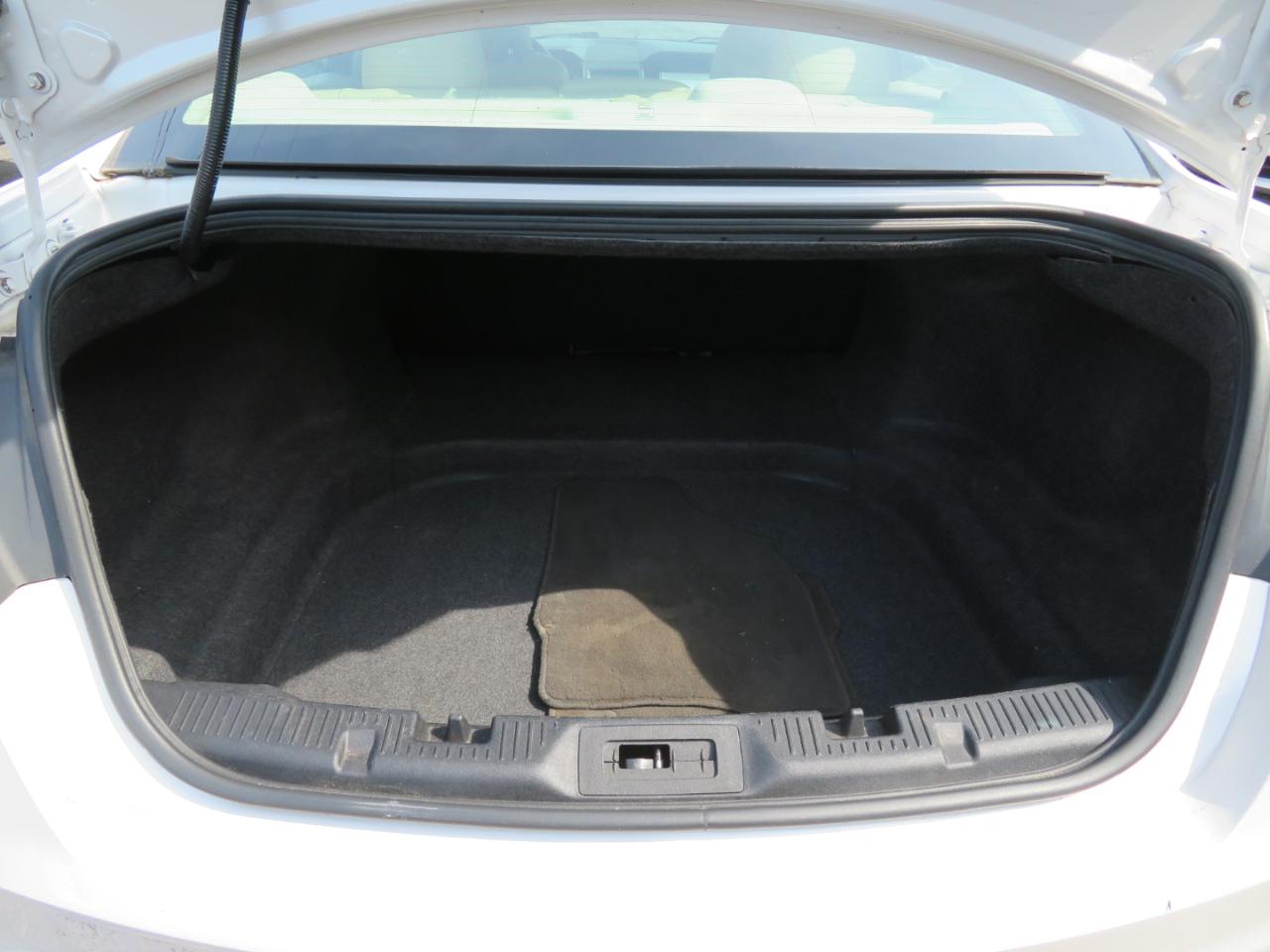 Ford Taurus SEL FWD 2018