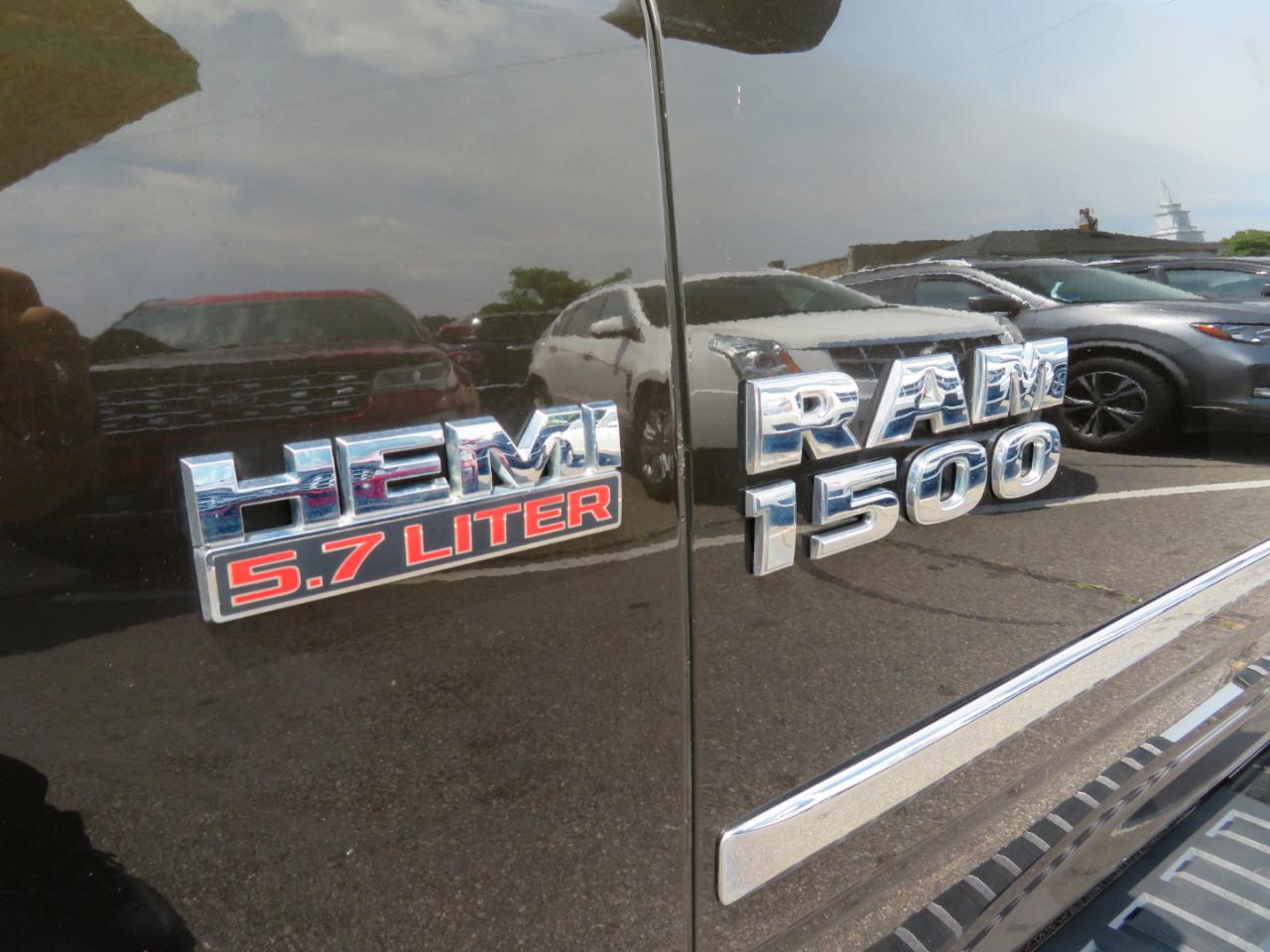 RAM 1500 Big Horn Crew Cab 4WD 2014