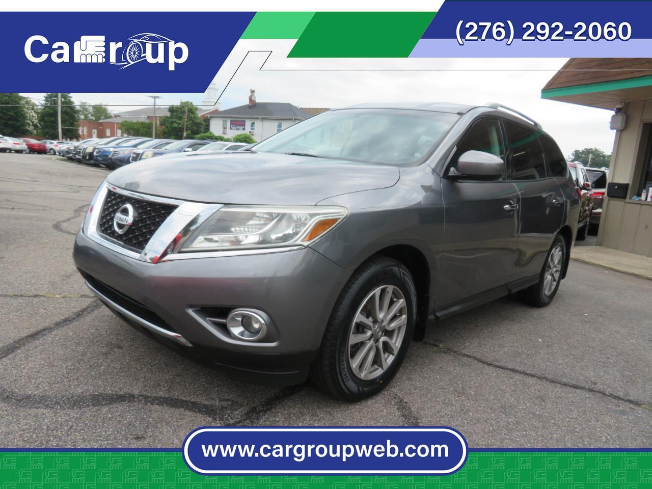 Nissan Pathfinder SV 4WD 2015