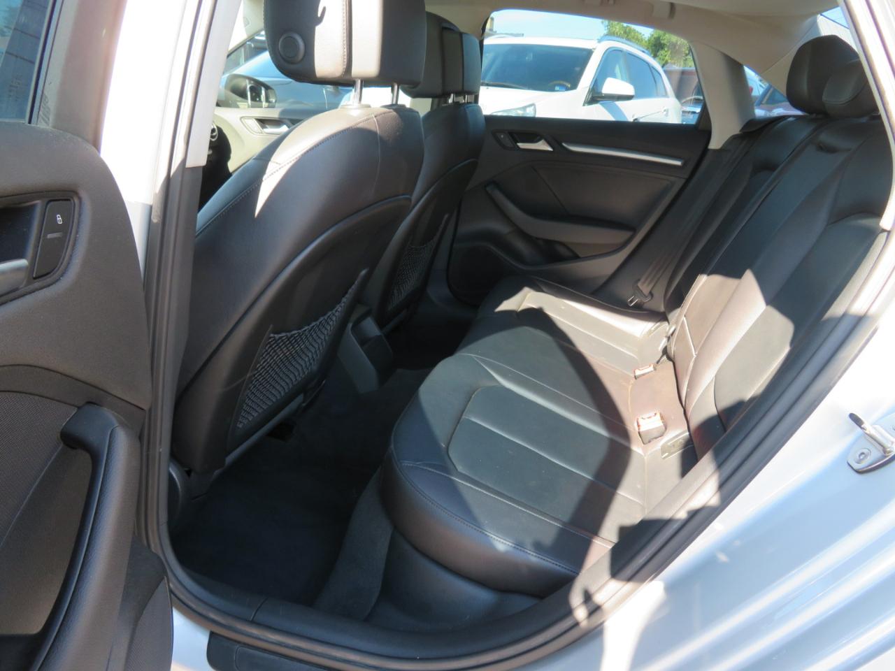 Audi A3 1.8T Premium FWD S tronic 2015
