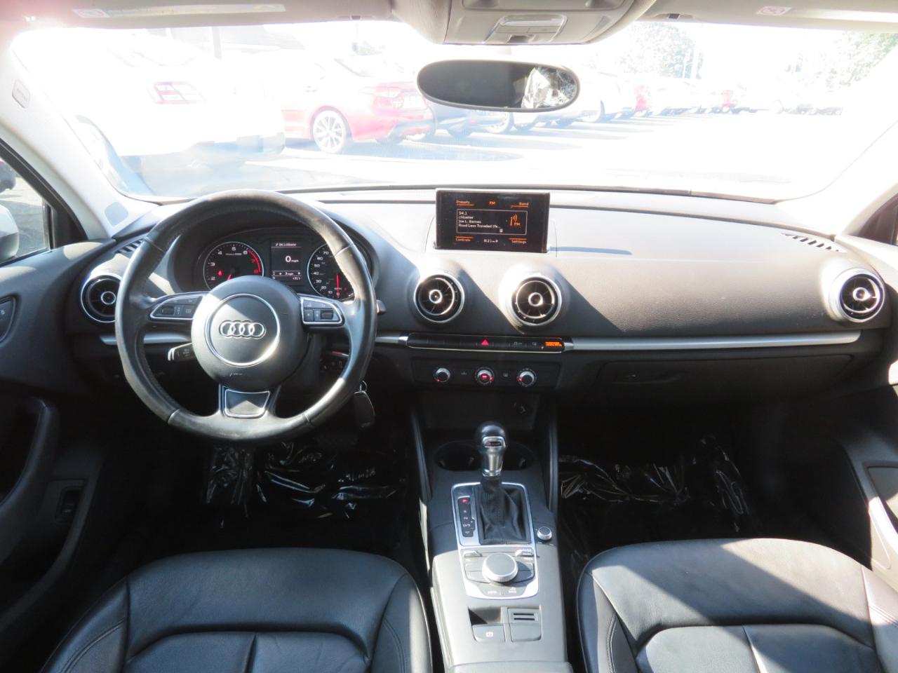 Audi A3 1.8T Premium FWD S tronic 2015
