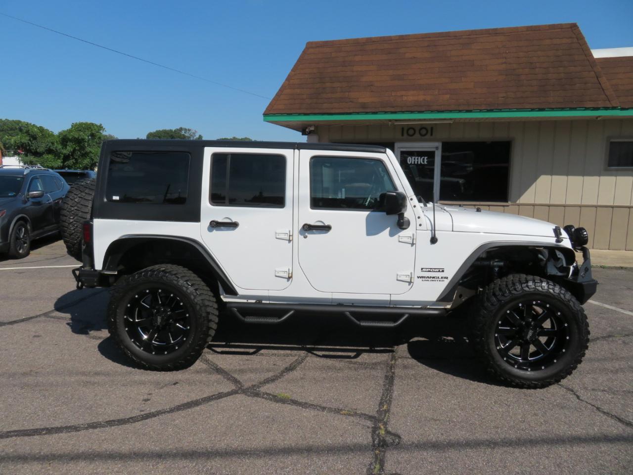 Jeep Wrangler Unlimited Sport 4WD 2016