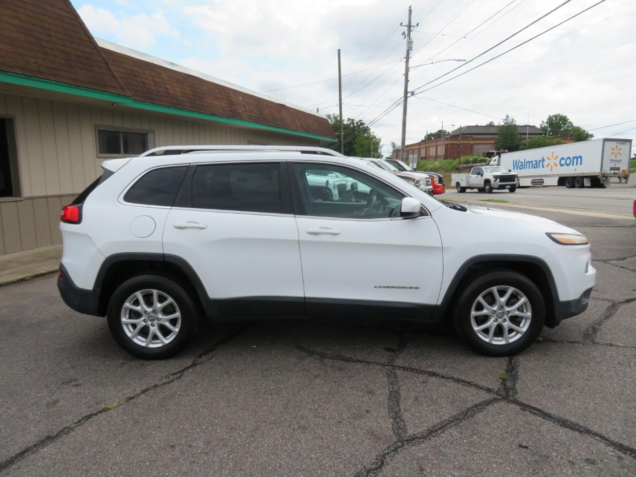 Jeep Cherokee Latitude 4WD 2014