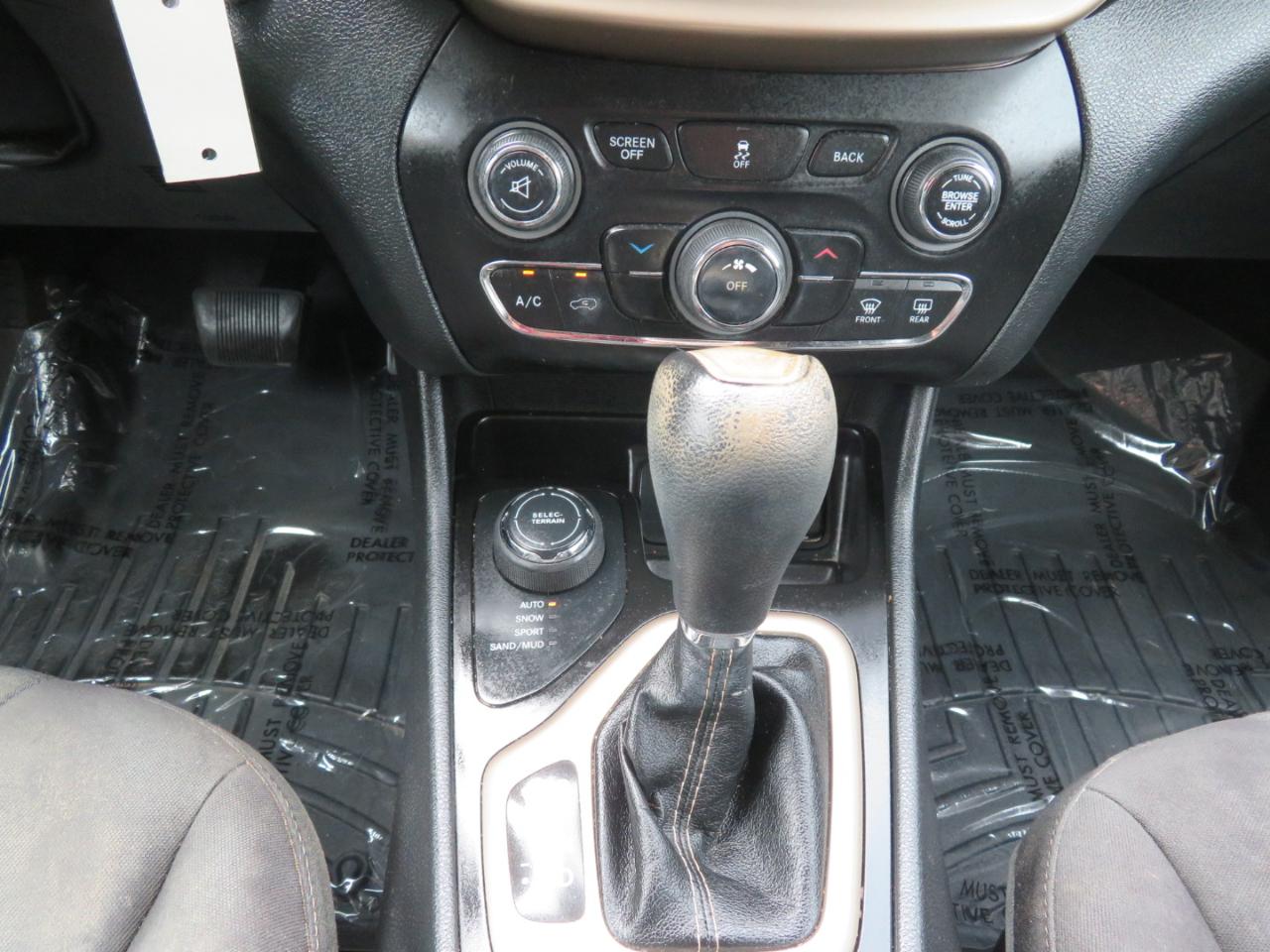 Jeep Cherokee Latitude 4WD 2014