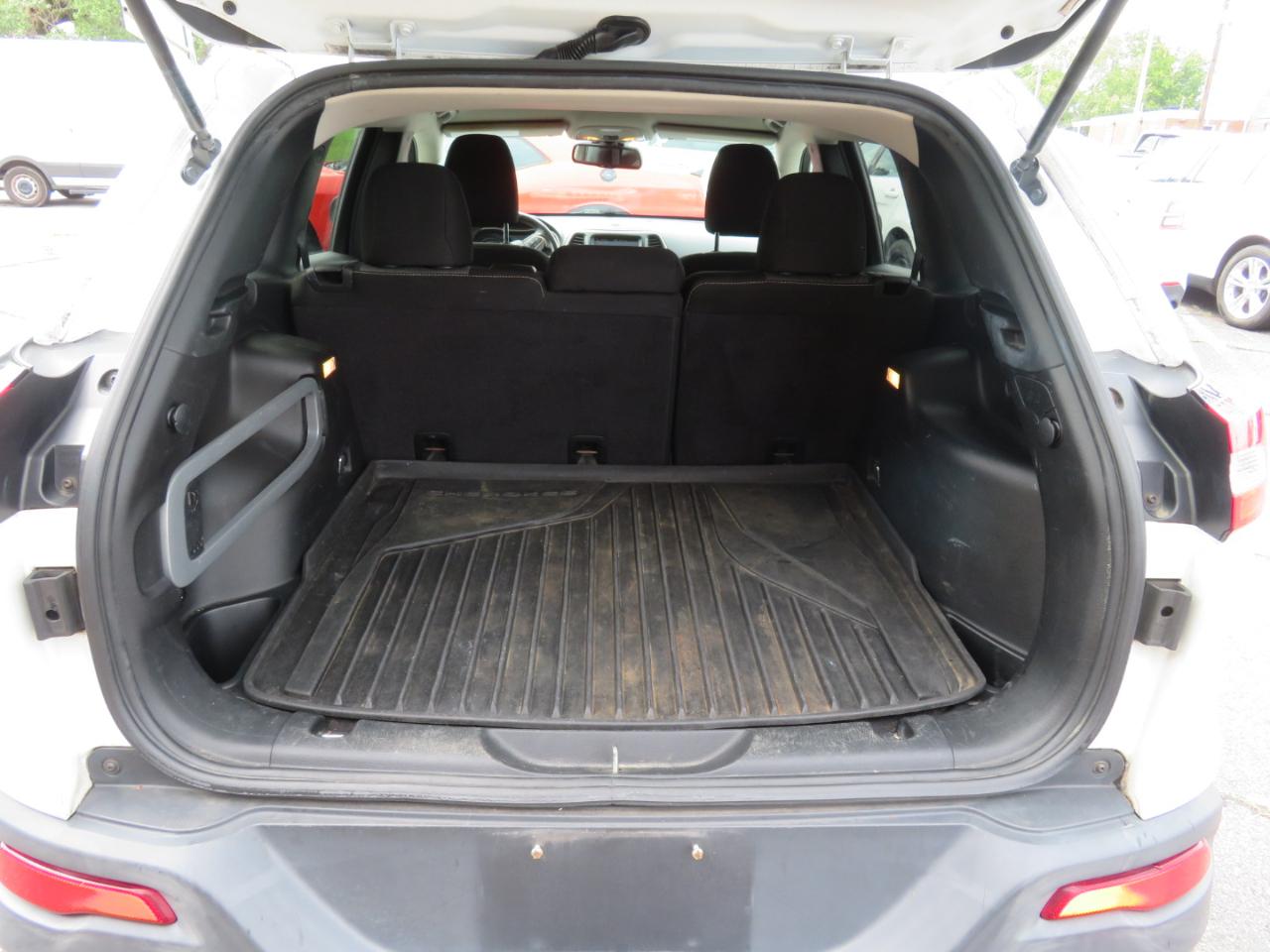 Jeep Cherokee Latitude 4WD 2014