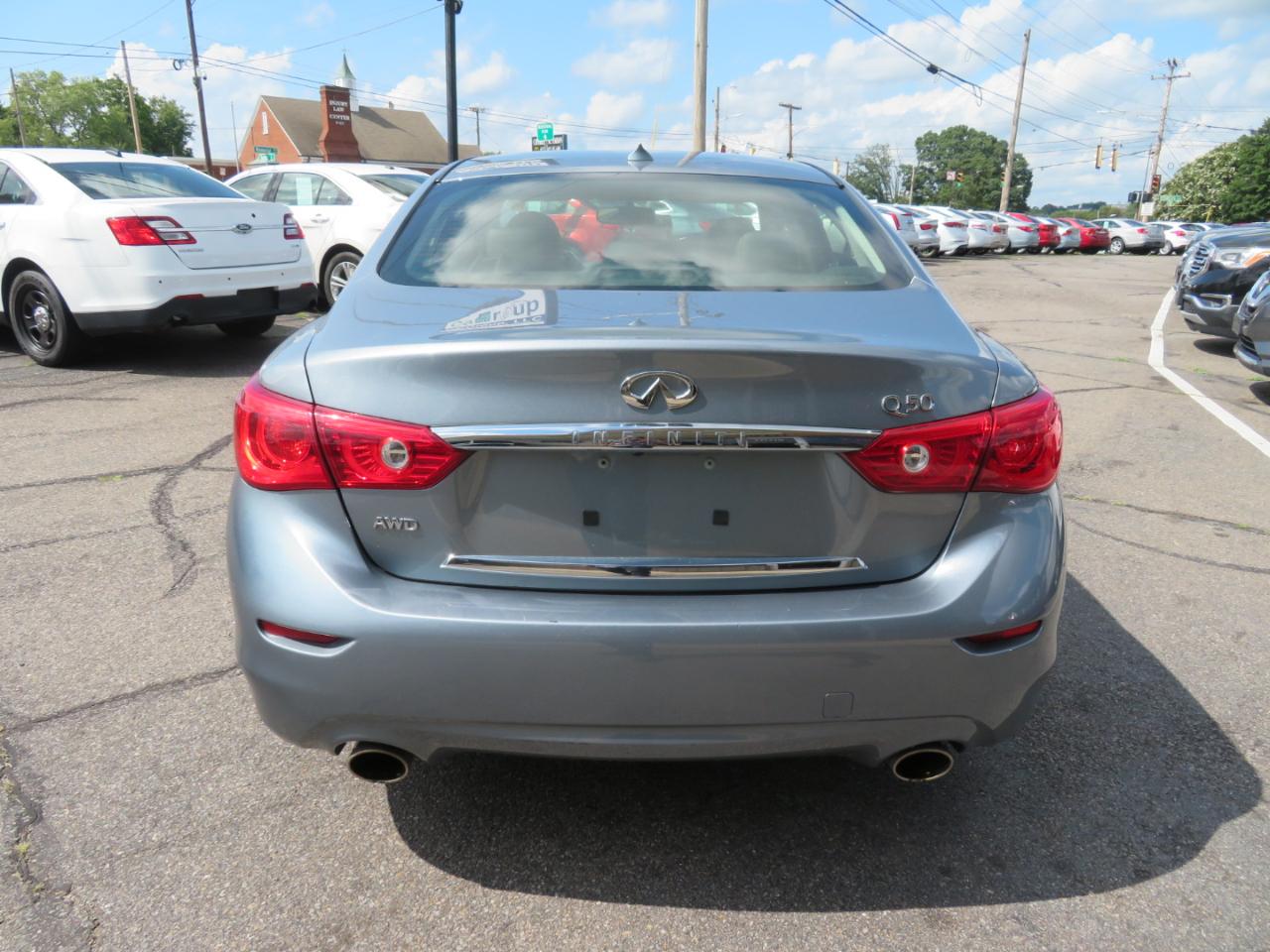 Infiniti Q50 Premium AWD 2014