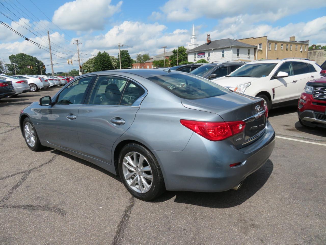 Infiniti Q50 Premium AWD 2014