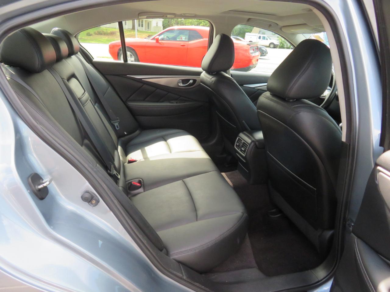 Infiniti Q50 Premium AWD 2014