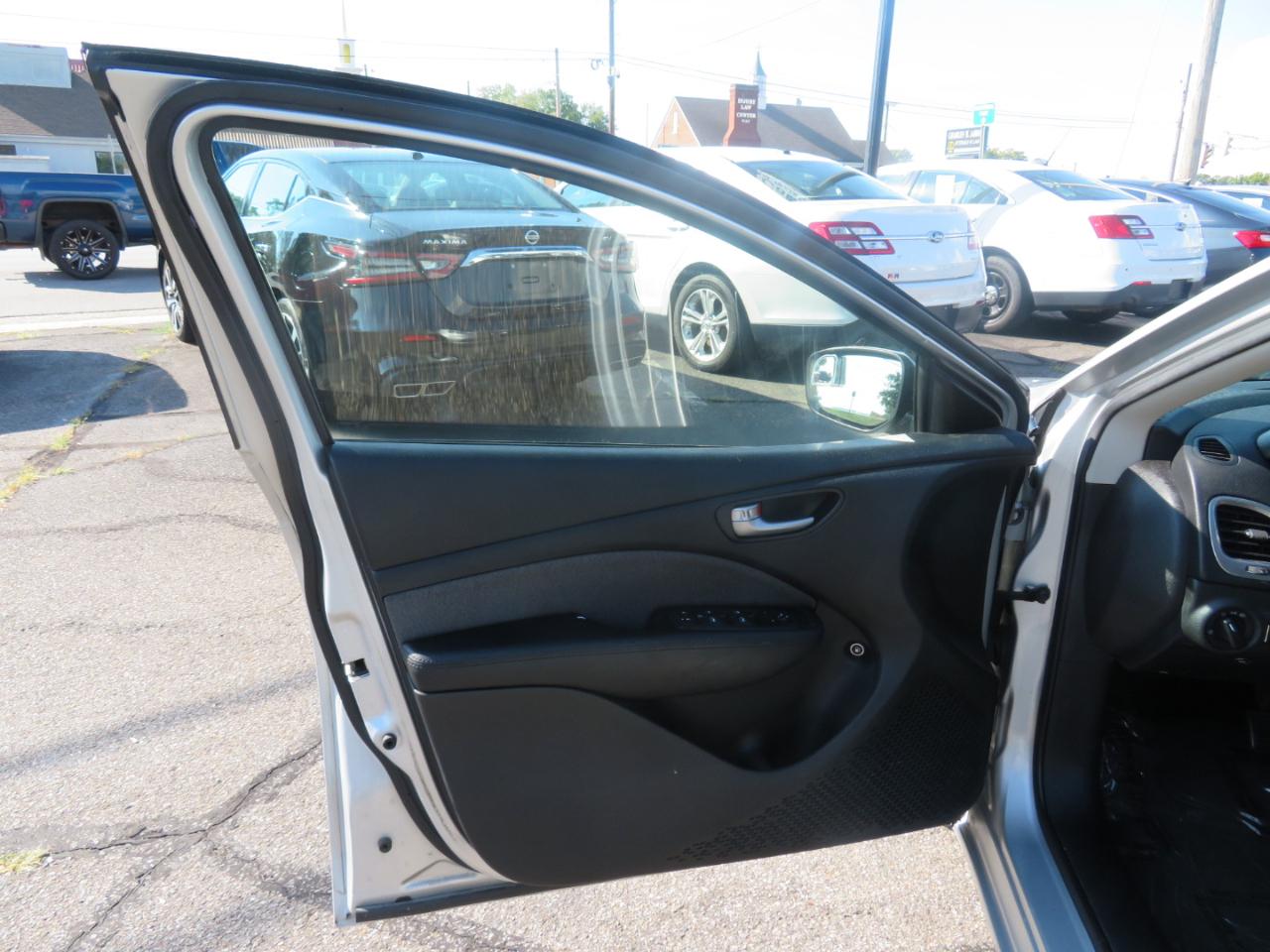 Dodge Dart photo 5