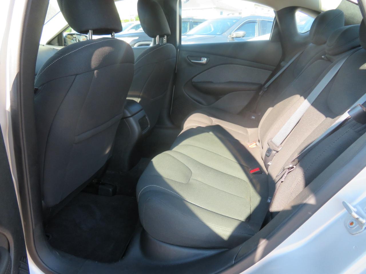 Dodge Dart photo 7
