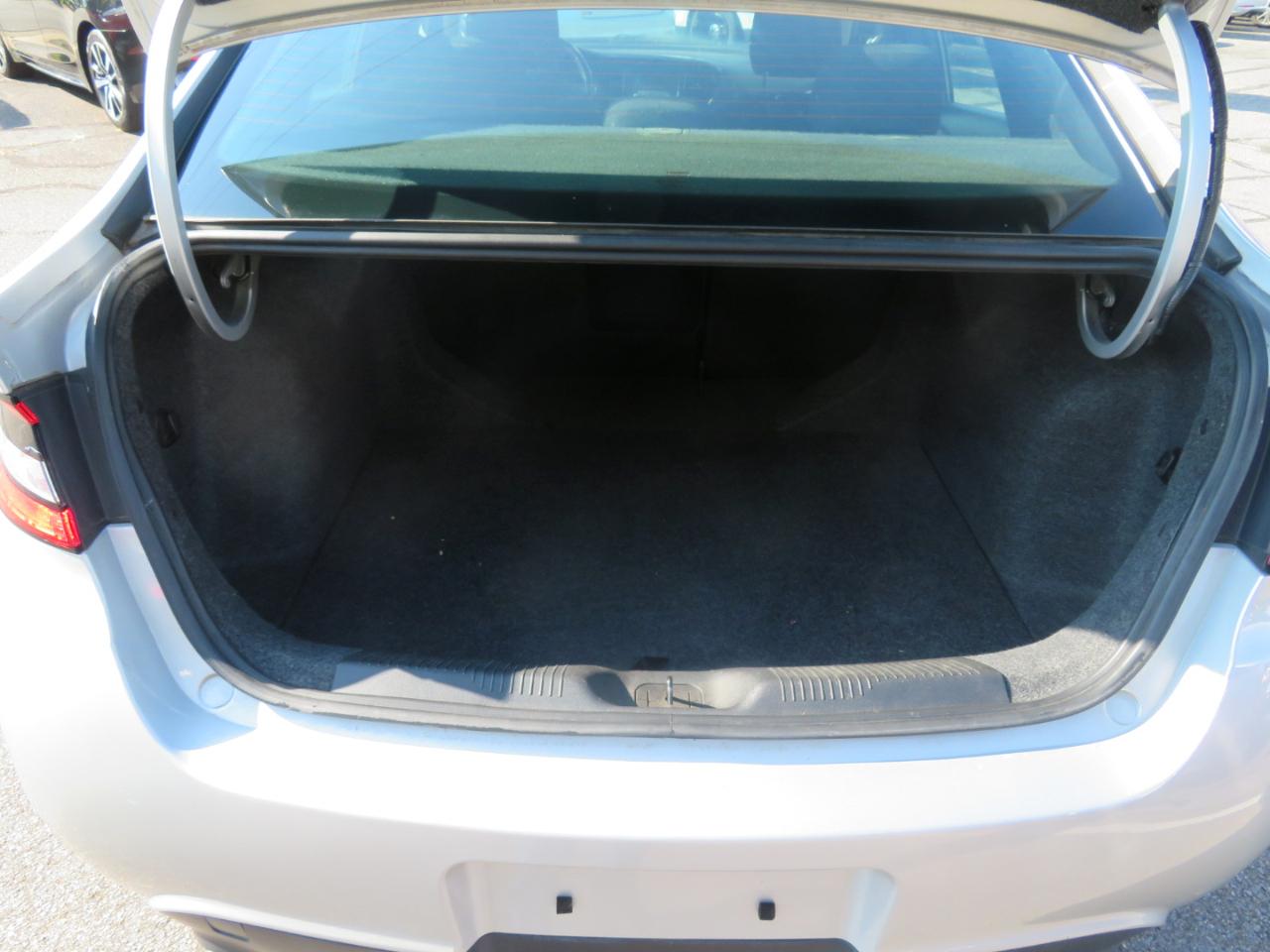 Dodge Dart photo 14